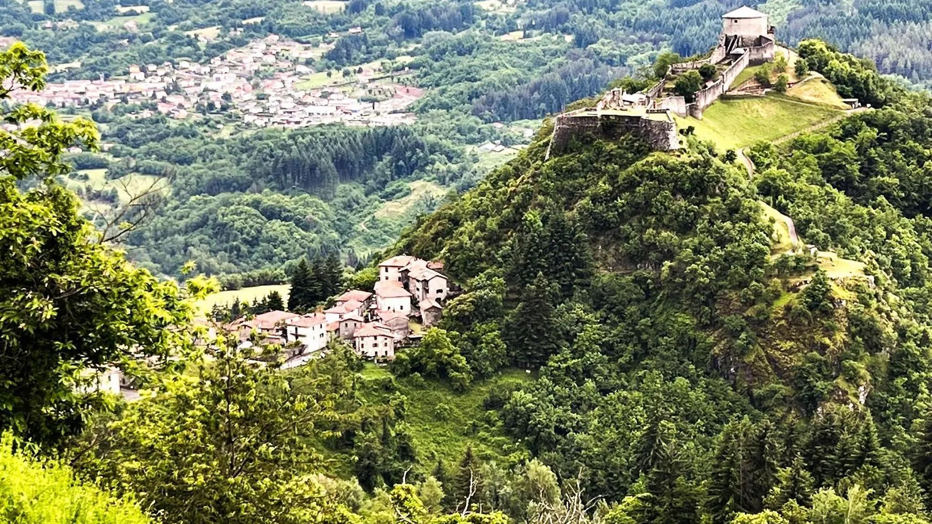 Beautiful Home In Sambuca With Wifi San Romano in Garfagnana Holiday home